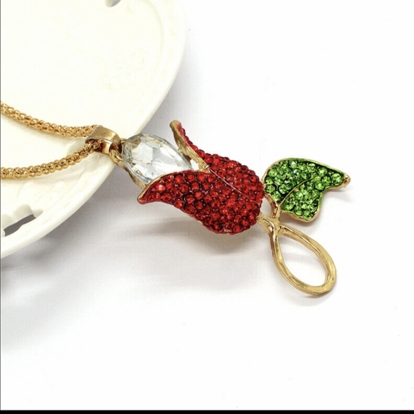 Betsey Johnson Tulip Necklace - Picture 2 of 3
